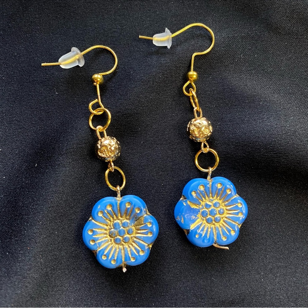 Blue Willow Boutique Earrings